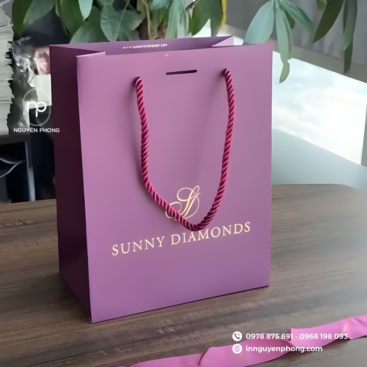 Mẫu túi giấy dành cho công ty du học, giáo dục